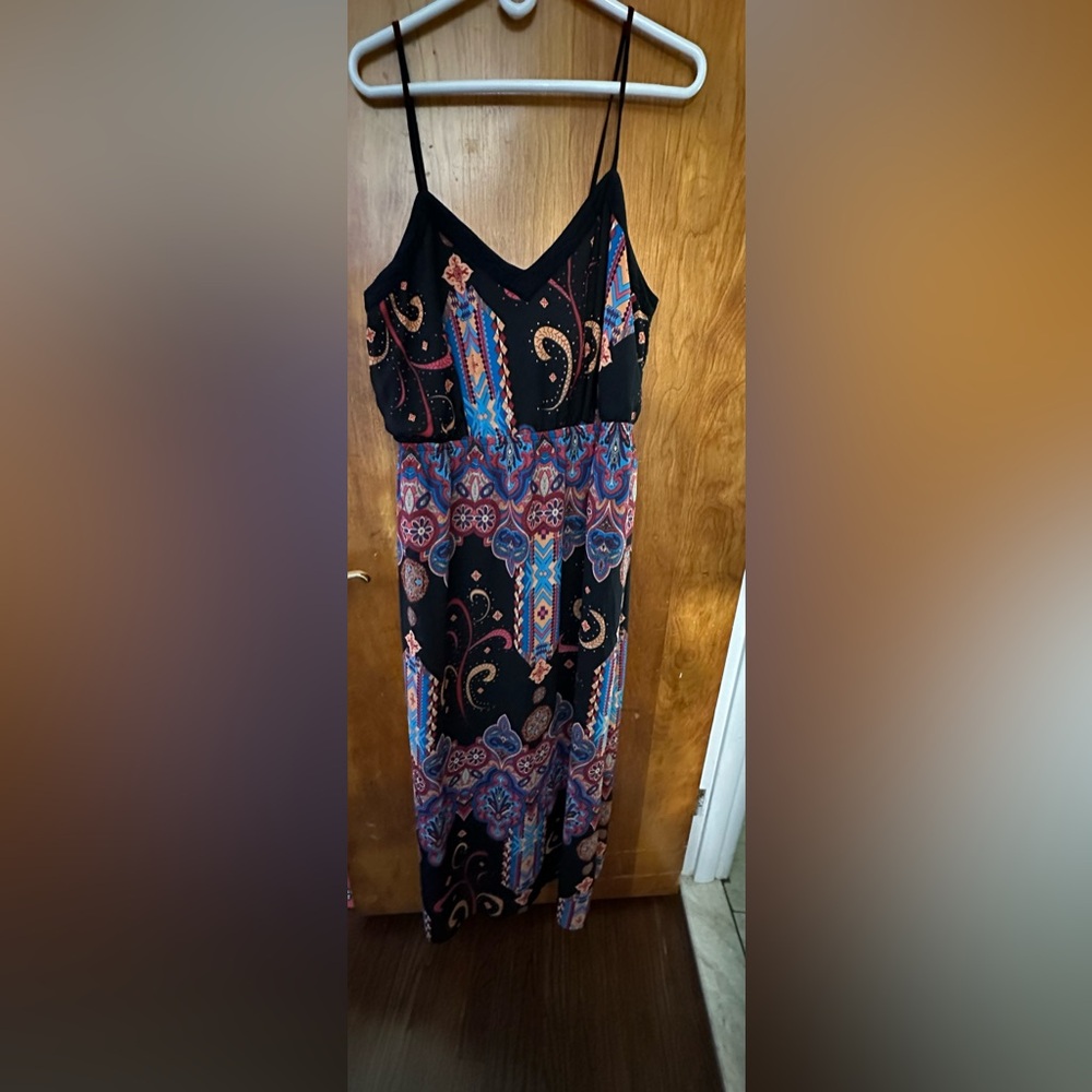 Black Paisley Print Spaghetti Strap Maxi Dress